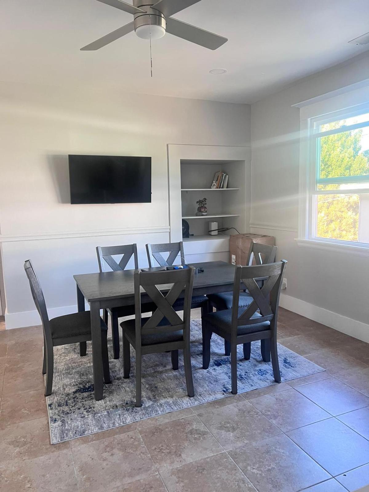 Séjour chez l'habitant Spacious Private In Prime Location With Amenities